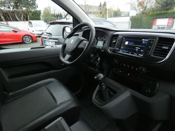 Car image 33