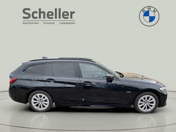 BMW 320i Touring 120 kW image number 6