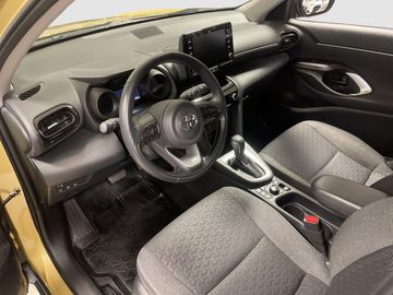 Car image 11