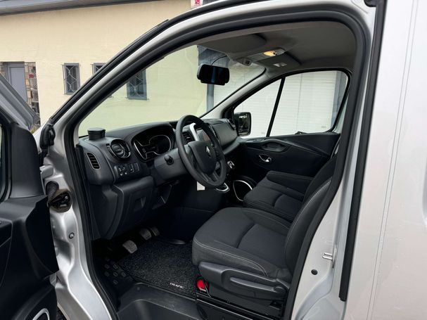 Renault Trafic Cab 88 kW image number 11