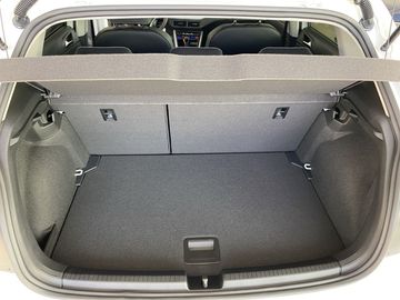 Car image 28