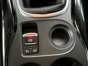 Car image 36