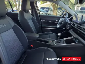 Car image 24