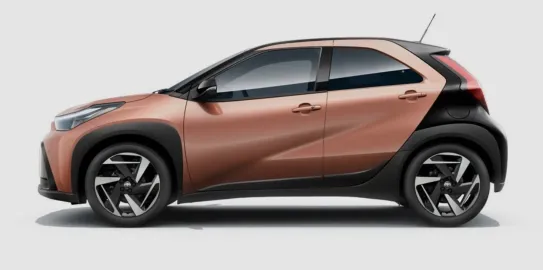 Car image 2