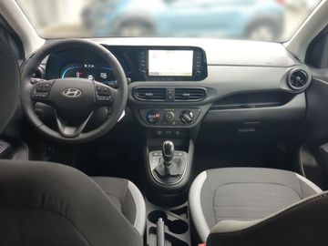 Car image 10