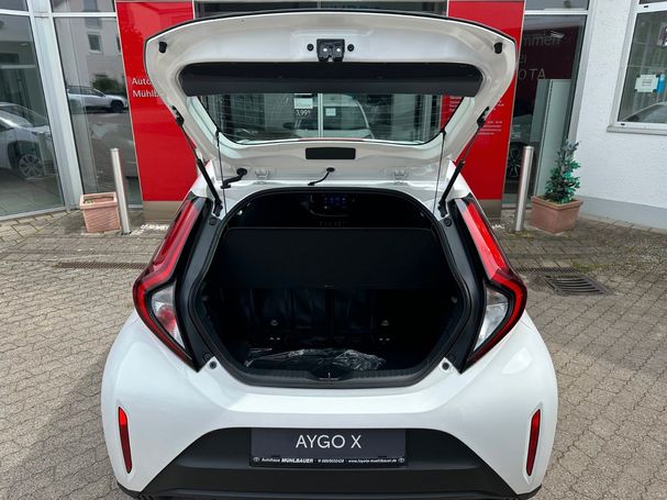 Toyota Aygo X 53 kW image number 12