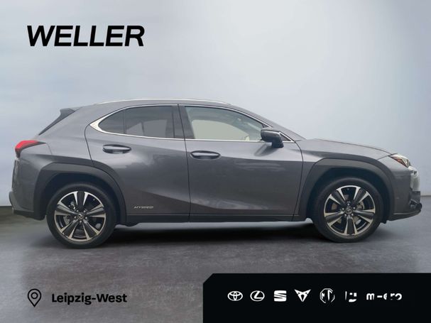 Lexus UX 250h 135 kW image number 21