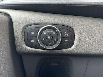 Car image 31