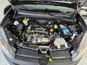 Car image 24