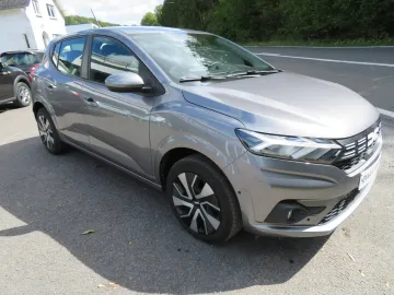 Car image 15