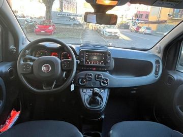 Car image 14