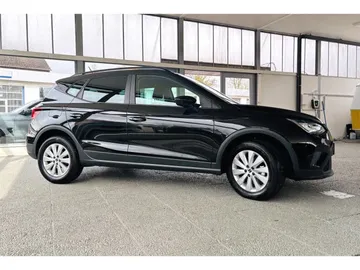 Car image 21
