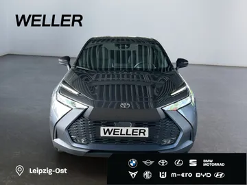 Car image 3