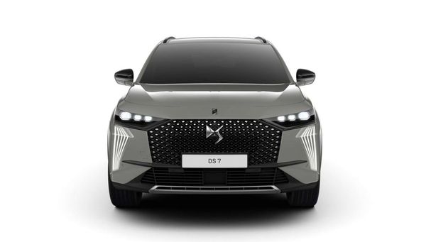 DS Automobiles DS7 E-Tense 300 4x4 221 kW image number 2