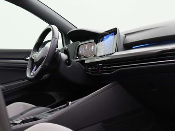 Car image 37