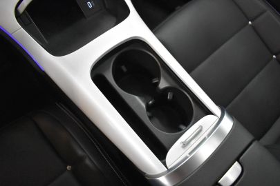 Car image 32