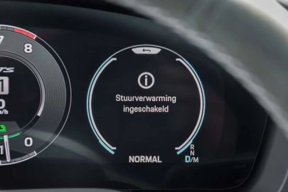 Car image 35