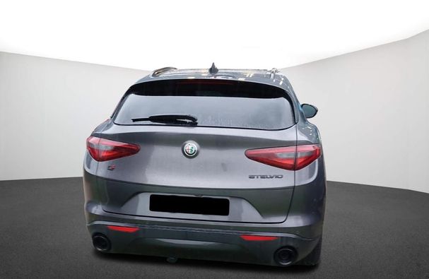 Alfa Romeo Stelvio 2.2 Q4 B-Tech 154 kW image number 4