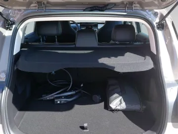 Car image 44