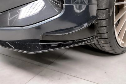 Car image 27
