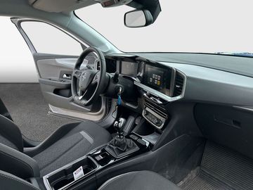 Car image 10