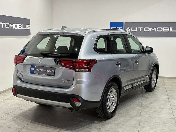 Mitsubishi Outlander 2.0 110 kW image number 6