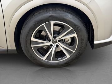Car image 33
