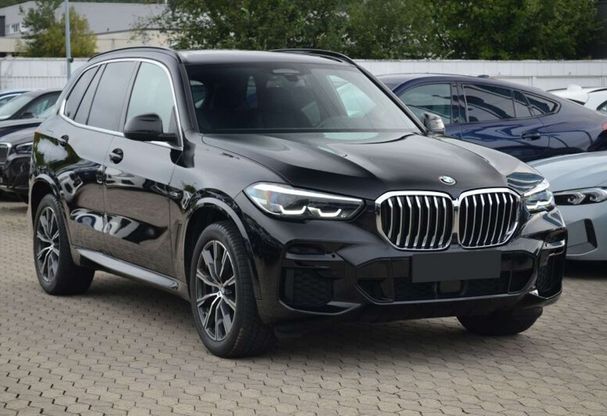 BMW X5 xDrive30d 210 kW image number 2