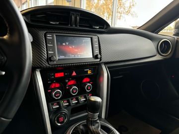 Car image 28