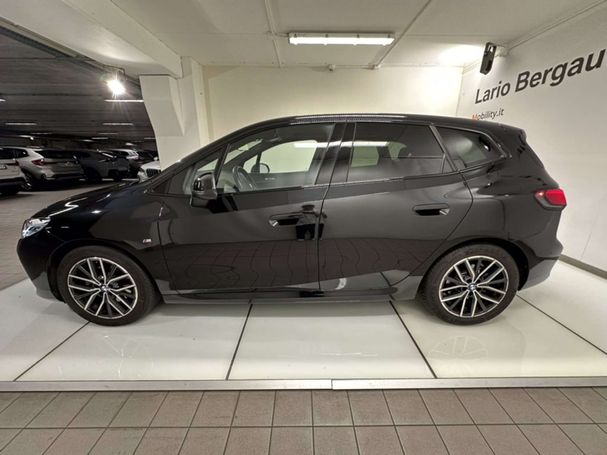 BMW 220i Active Tourer 115 kW image number 2