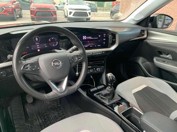 Car image 12