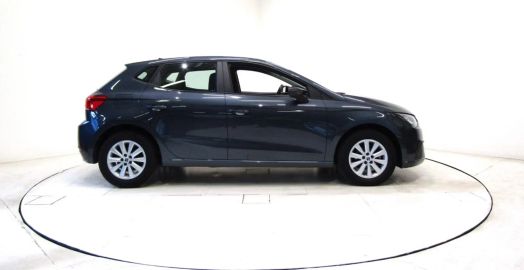 Car image 29