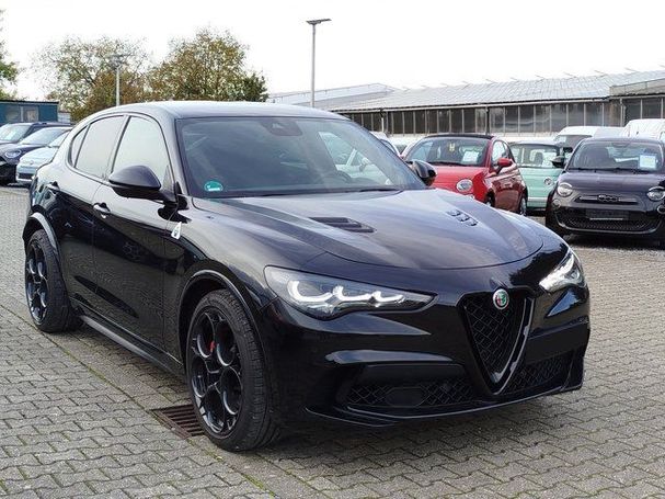 Alfa Romeo Stelvio Quadrifoglio 382 kW image number 2