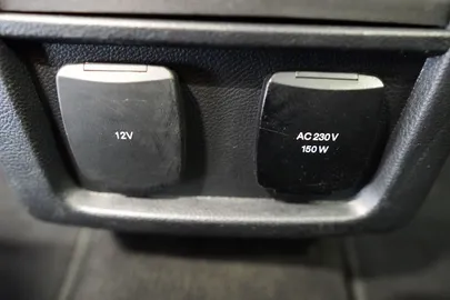 Car image 43