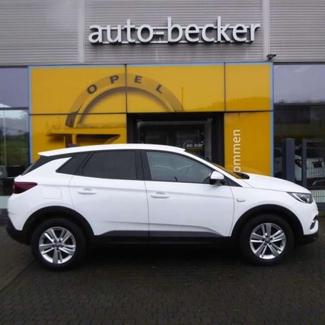 Opel Grandland X 1.5 Business Edition 96 kW image number 3