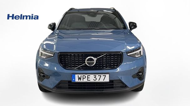 Volvo XC40 B3 Plus Dark 120 kW image number 2