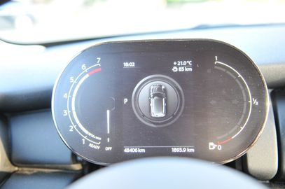 Car image 31