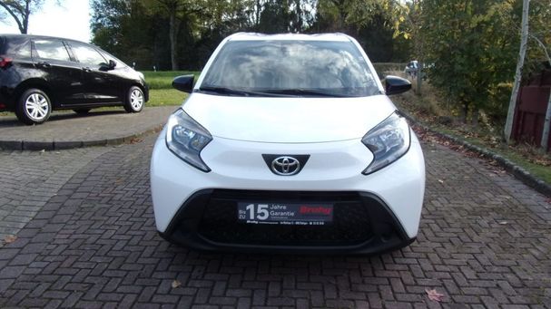 Toyota Aygo X 53 kW image number 3