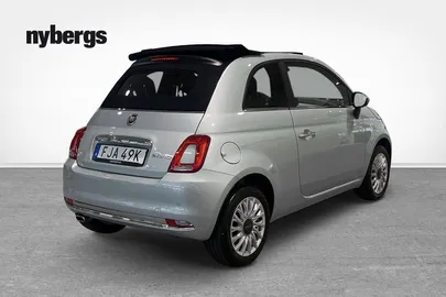 Car image 3