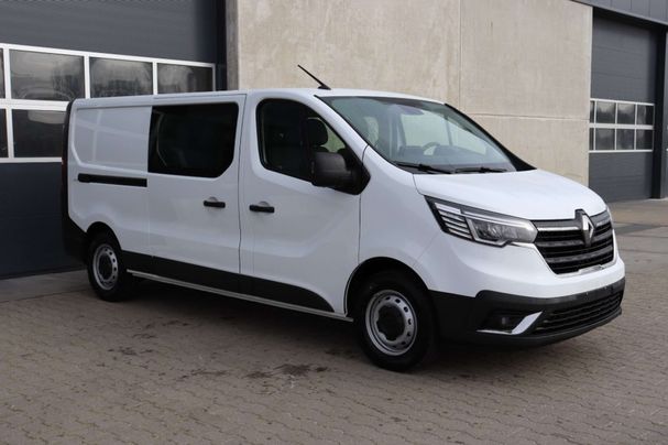 Renault Trafic dCi 150 110 kW image number 2