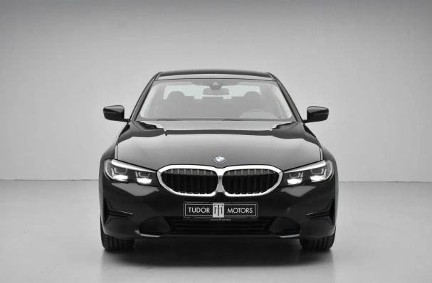 BMW 320d xDrive 140 kW image number 3