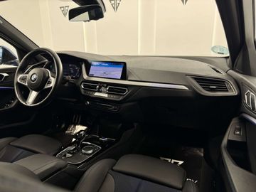 Car image 36