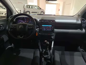 Car image 16