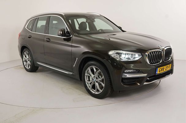 BMW X3 xDrive30e M 215 kW image number 6