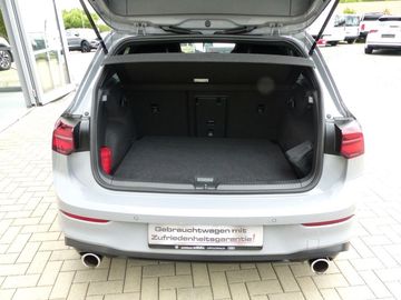 Car image 37