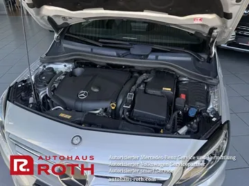 Car image 33