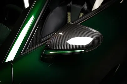 Car image 38