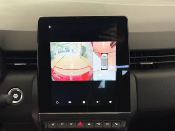 Car image 27