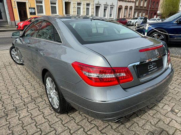 Mercedes-Benz E 200 Coupe 135 kW image number 5