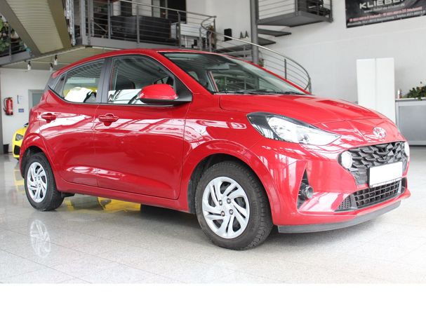 Hyundai i10 1.0 Select 49 kW image number 2